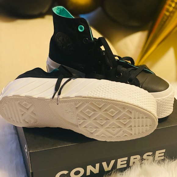 Chuck taylor converse Black/Electric/Aqua/White Size 7.5 Platform 2X - Picture 4 of 4